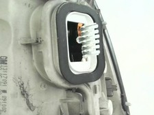 Feu arriere principal gauche