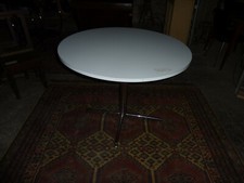 R 1124 Table ronde vintage