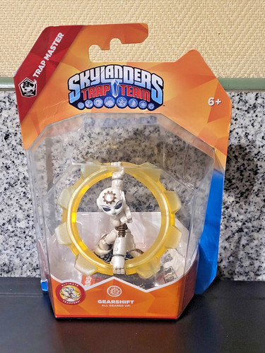 Skylanders trap team - team,
