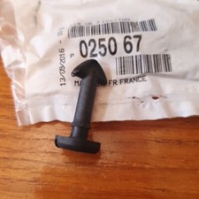 Clips de Fixation Cache Moteur d'Origine Peugeot Citroën - 025067