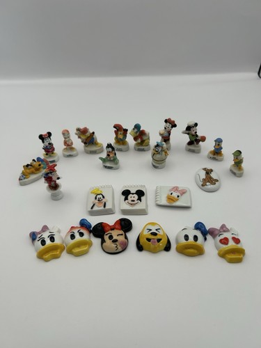 R940 lot fèves disney mickey - fèves,