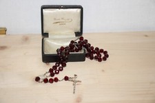 Ancien chapelet en argent et perles de verre couleur grenat Bruno Mazoyer Lyon