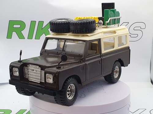 Land rover 109 - raid, burago