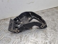 AUDI A4 8EC, B7 Support d'aile