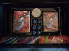 Deckbox + Playmat + Dés +