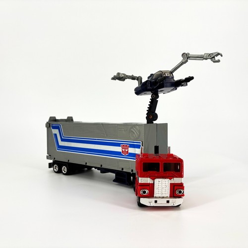 Transformers optimus - g1,
