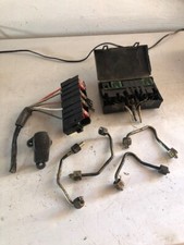 Pièces Berlingo Partner phase 1 2 litres HDI porte fusibles tuyau de Gazoil