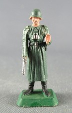 Starlux 30mm - Militaire - Allemand WW2 Officier Casque & Revolver (réf MV 4)