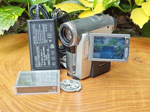1144175 sony dcr - sony, minidv
