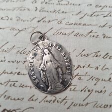 Grand Pendentif Médaille