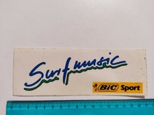 Autocollant Surf Music Bic