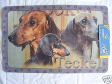 Tapis déco - chien   TECKEL POIL RAS