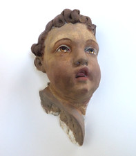 tête d'ange en plâtre peint