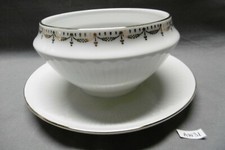 saucière en porcelaine Hartporzellan Rheinpfalz Allemagne, liserés or (AW31)