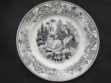 Assiette parlante faïence fine GIEN scène galante la bouderie v.1830 XIXè
