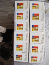 Lot de 12 volumes Universalia