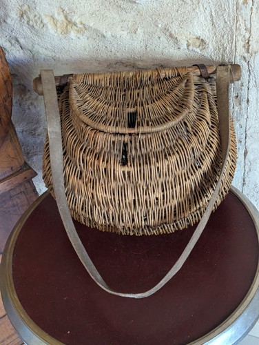Ancien panier pêche en - de,