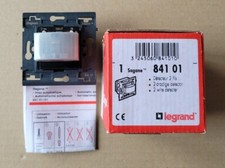 Détecteur automatique 60 à 300 W - sans neutre , 2 fils - LEGRAND SAGANE 84101