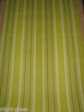 1 ROULEAU DE PAPIER PEINT