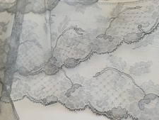 Rare large dentelle ancienne