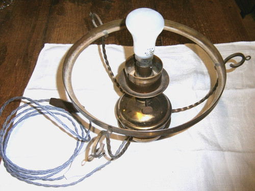 Ancienne suspension - ancienne, à