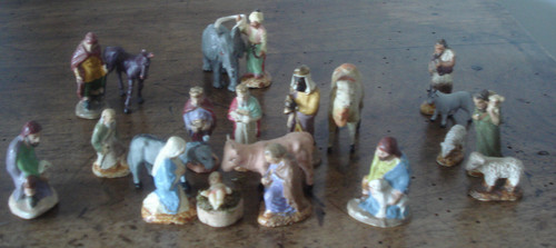 Lot santons 1 dont - 1,