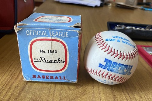 Ancienne balle baseball - de,