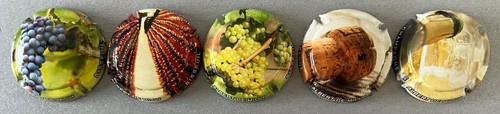 Série capsules de - de,