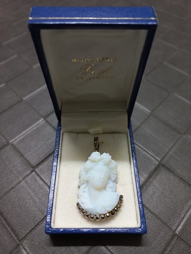 Pendentif argent camée - et,