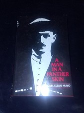 A Man en Un Panthère Peau 