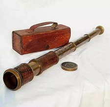 Ancien télescope laiton