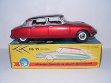 JOUSTRA - Série Cadet Ref 2071 Citroen DS 19 - Voiture friction- Boîte d'origine