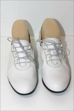 ARCUS Derby à Lacets Cuir Souple Peau Blanc Talons Compensés T 37.5 TTBE
