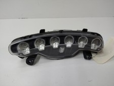 Feu diurne avant gauche