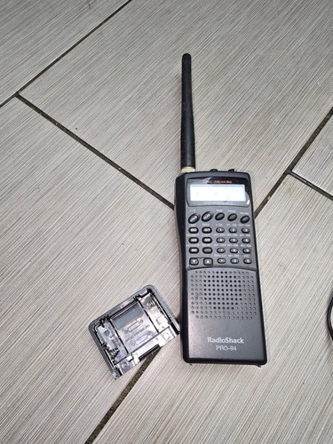 Radio shack pro 1000 - radio, pro-94