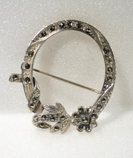 Superbe ancienne broche argent massif et marcassites fer à cheval
