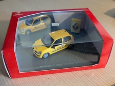Renault Clio II "LA POSTE" Universal Hobbies 1:43 Voiture miniature