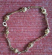 ANCIEN BRACELET DE BEBE CHERUBIN EN PLAQUE OR