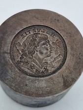 Coin (numismatique) empreinte