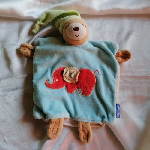 Doudou ours marionnette