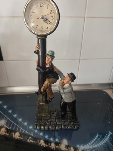 Statuette pendule - statuette,