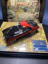 Voiture De Circuit Au 1/32 En