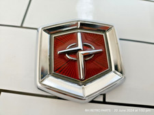 Insigne emblème capot avant