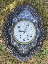 Grande pendule ancienne / horloge murale "Oeil de Boeuf" cadran émaillé