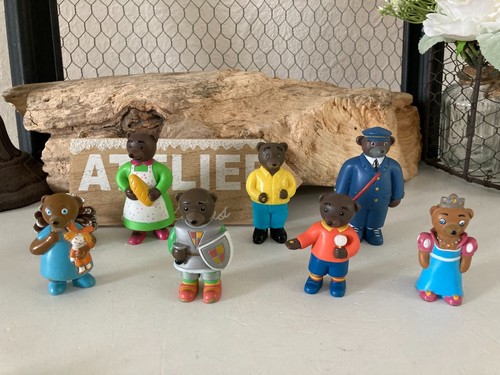 924 lot 7 figurines - de,