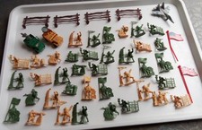 lot figurine   soldat  plastique   genre jouet de bazar