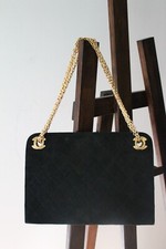 Chanel sac en daim matelassé