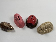 Lot de 4 anciennes Tirelires à casser Mouton / Coccinelle / Lapin / Lièvre