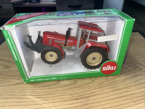Siku classic farmer - 1:32,