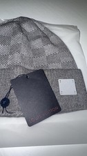 Bonnets Louis Vuitton. Neuf